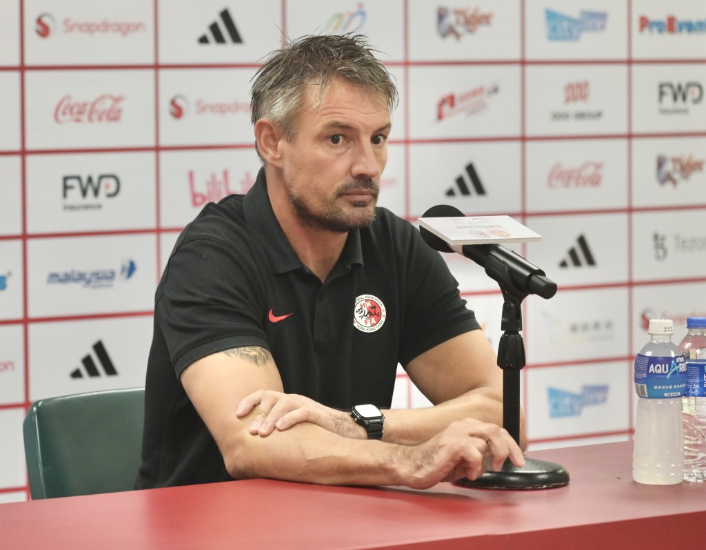 港隊教練韋斯活。足總圖片