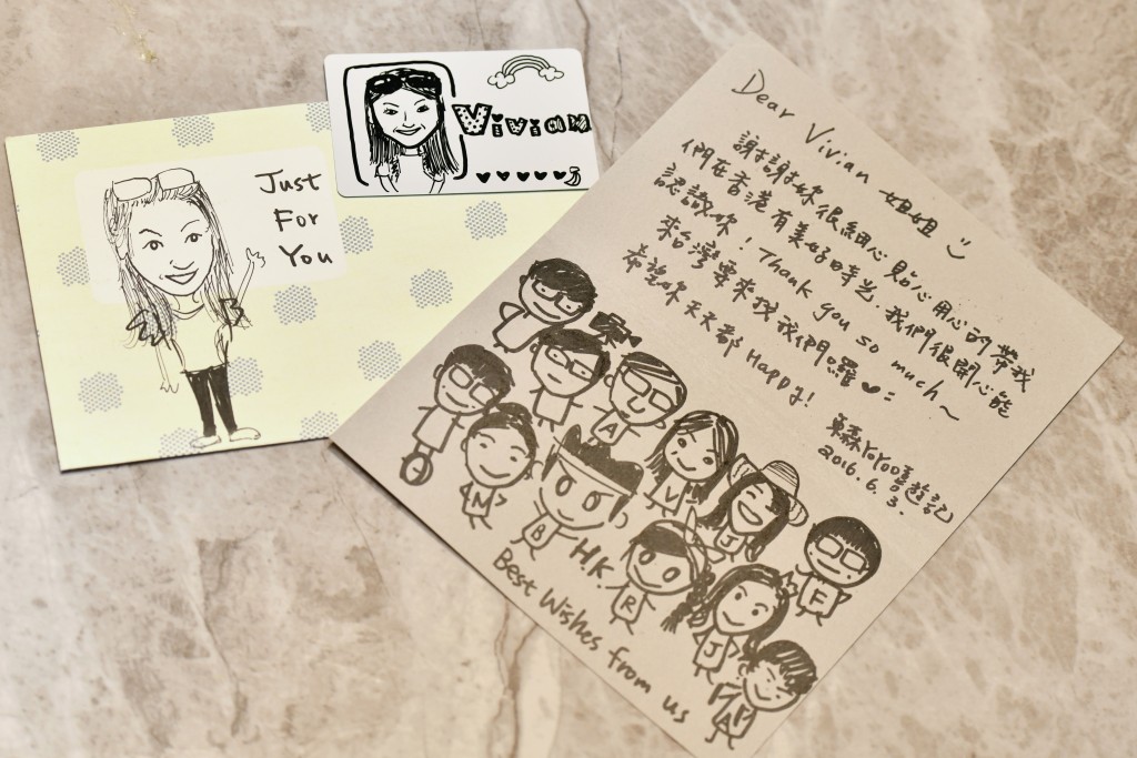 一封封真摯的感謝信,都是對黃麗虹職業生涯的肯定。盧江球攝 一封封真摯的感謝信,都是對黃麗虹職業生涯的肯定。盧江球攝