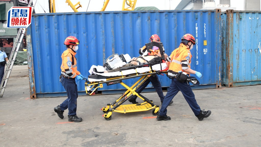 男子昏迷送院。楊偉亨攝