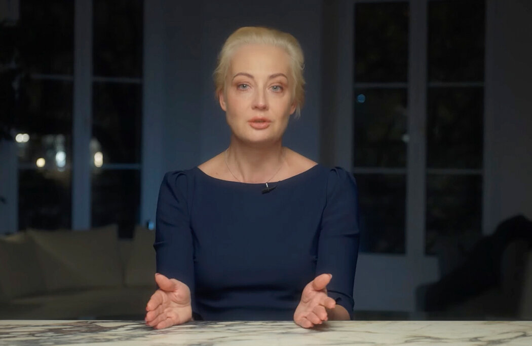 在纳瓦尔尼团队发布的一段视频中,纳瓦尔纳娅不疾不徐地传达她的信息。