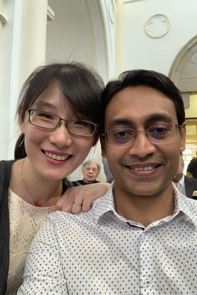 2019年4月,闫丽梦和拉纳瓦卡·佩雷拉在一位朋友的婚礼上。