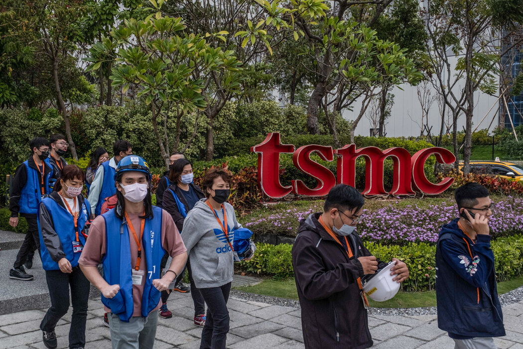 台湾当局正采取更强有力的措施,保护芯片制造商台积电的珍贵技术。