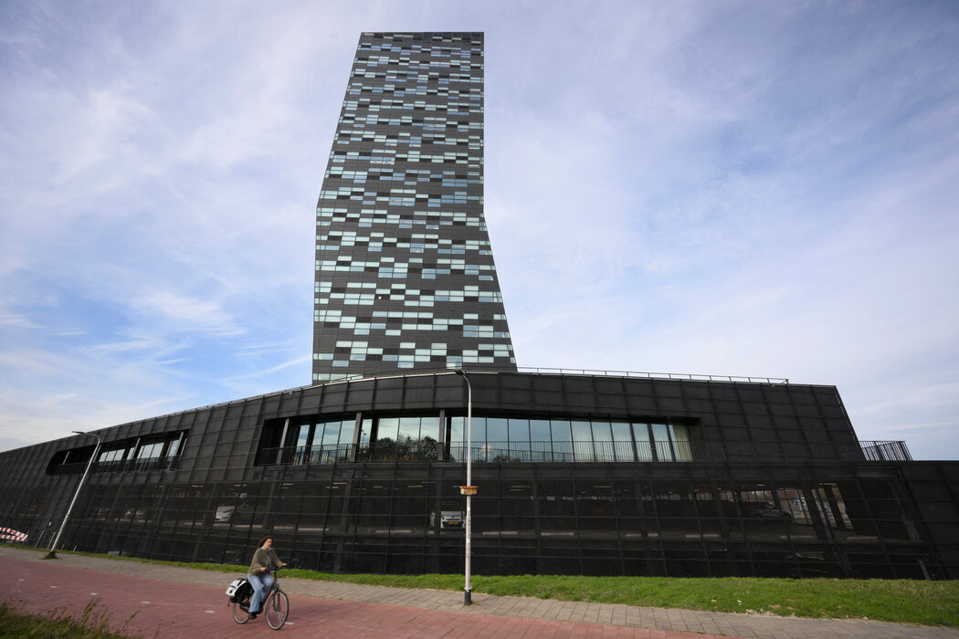 安世半导体公司位于荷兰奈梅亨市的总部。在荷兰官员接管该公司后不久,法院便罢免了张学政的首席执行官职务。